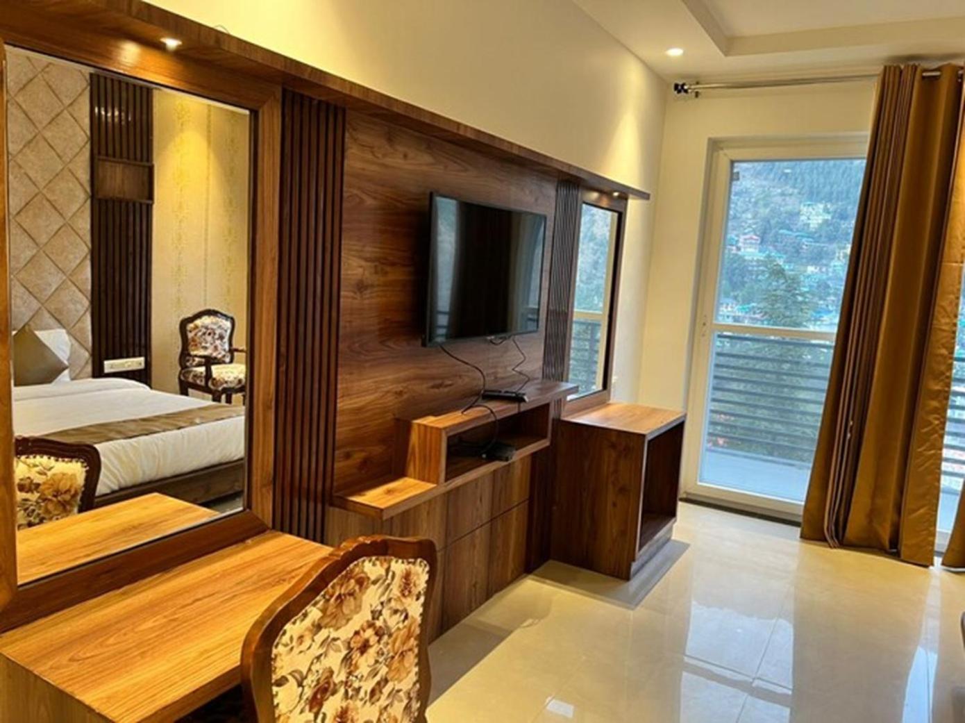 Rr Hotel & Resort Dharamshala Exterior photo