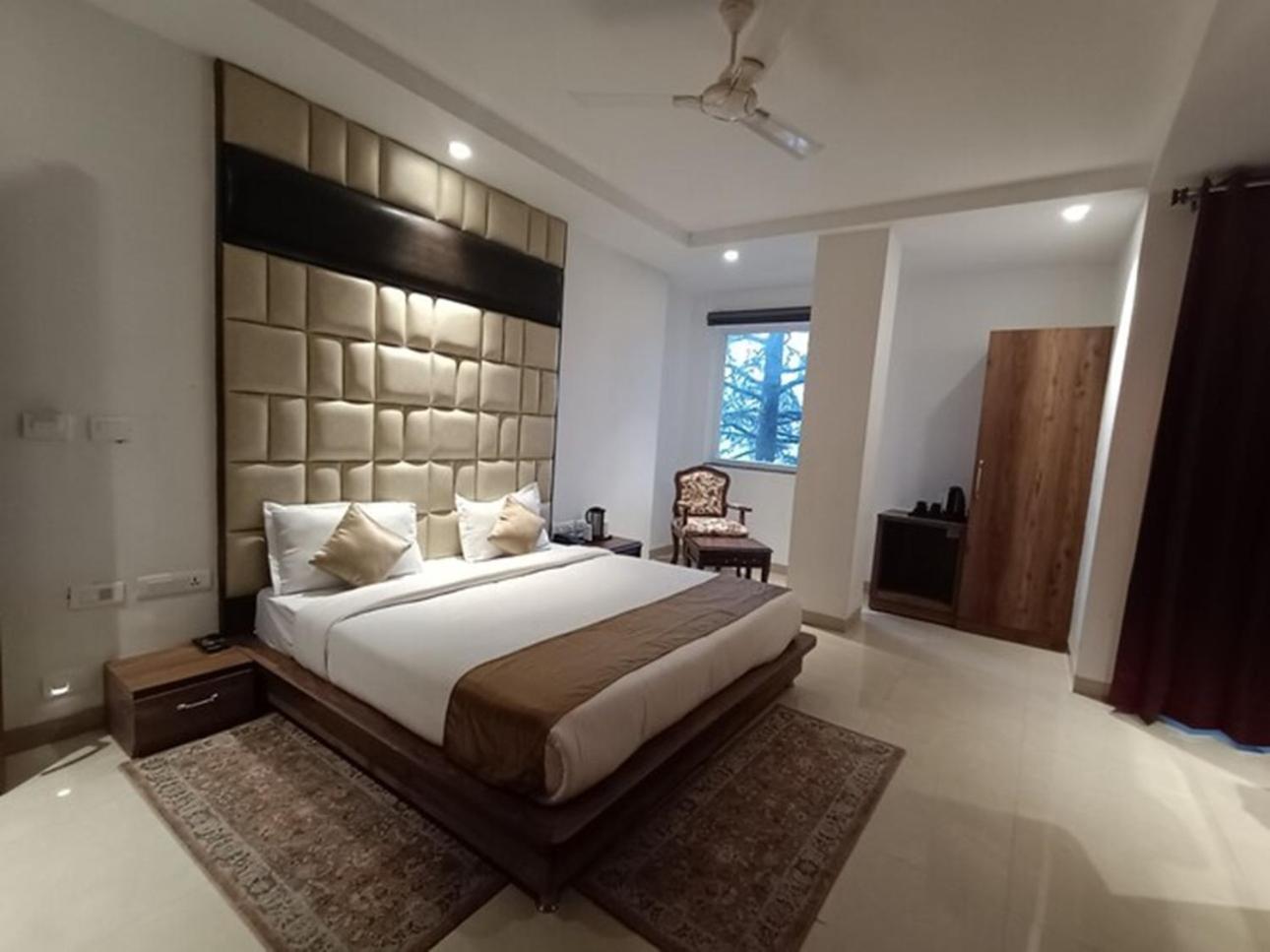 Rr Hotel & Resort Dharamshala Exterior photo