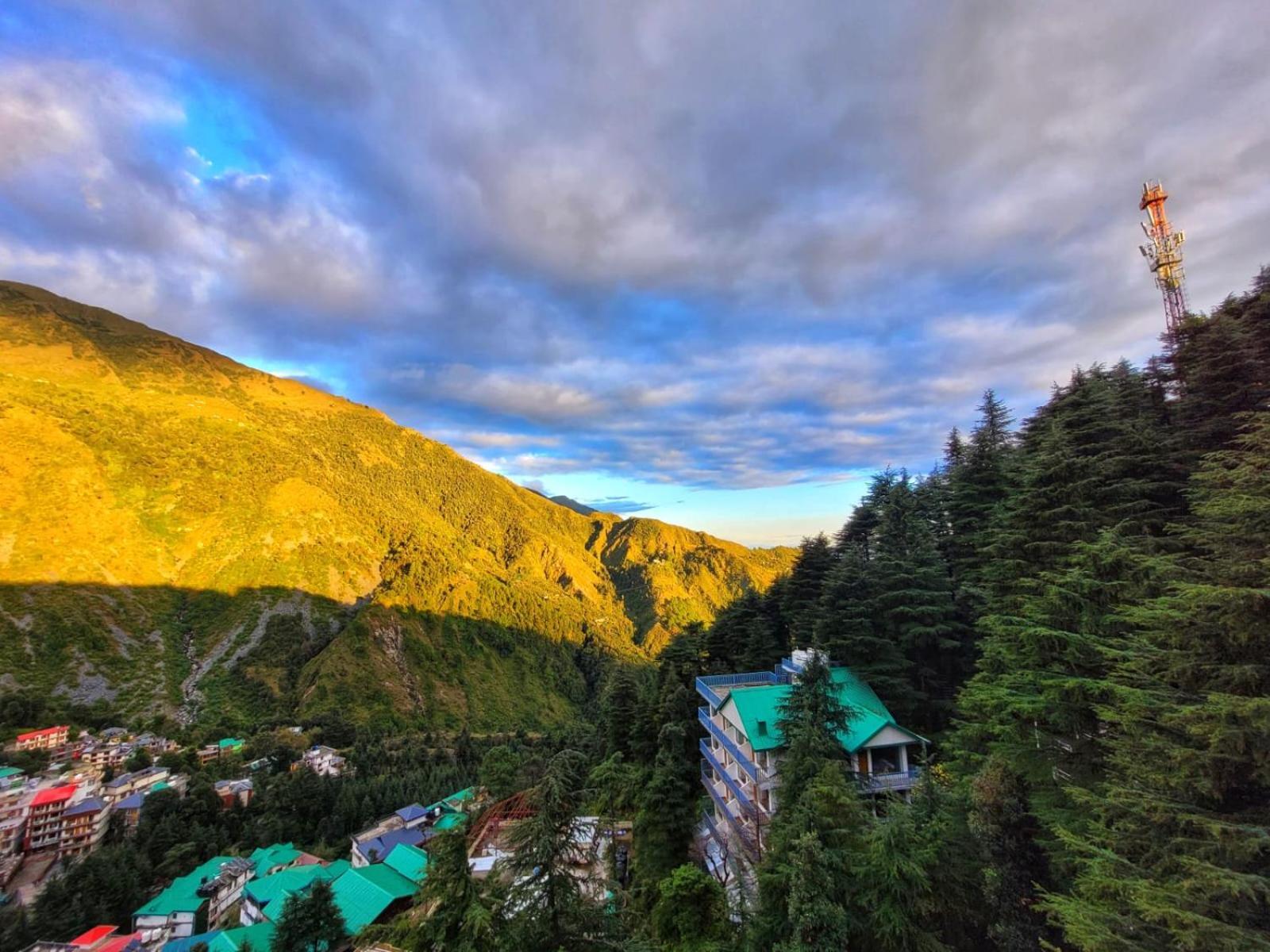 Rr Hotel & Resort Dharamshala Exterior photo